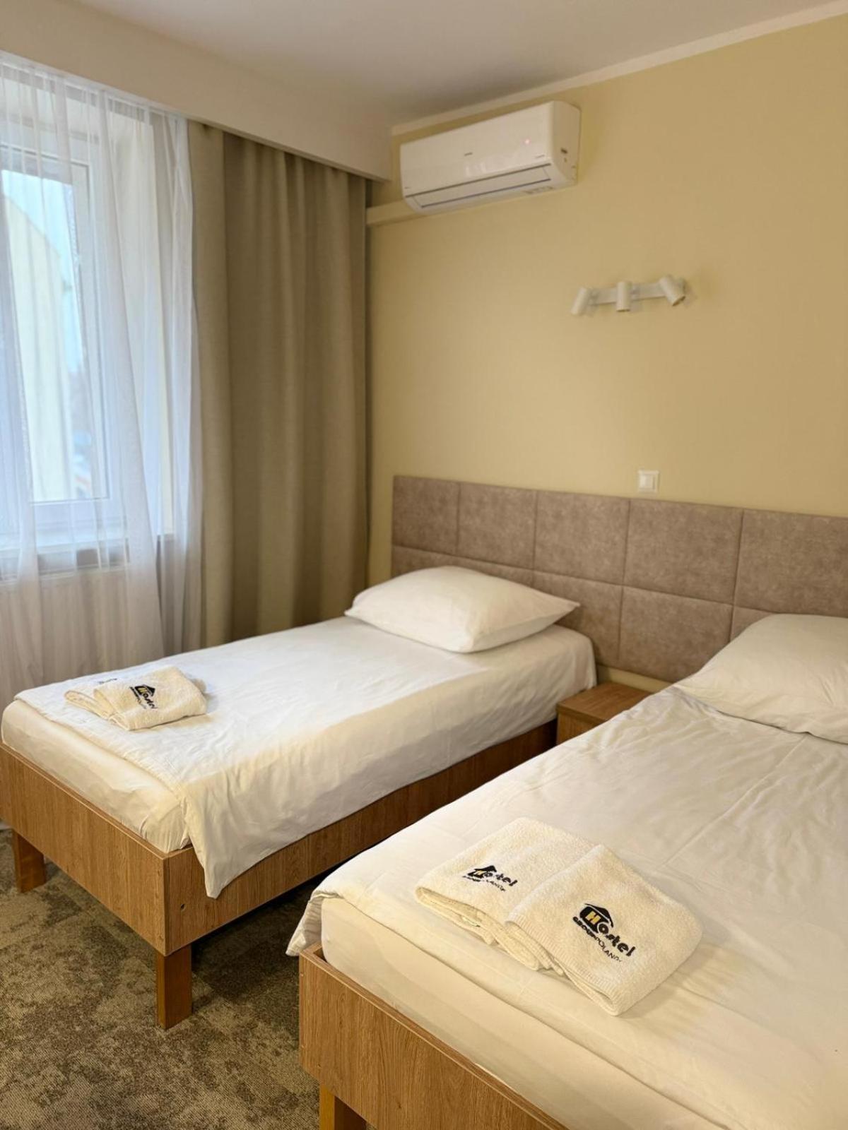 Hotel Tm Radom Kültér fotó